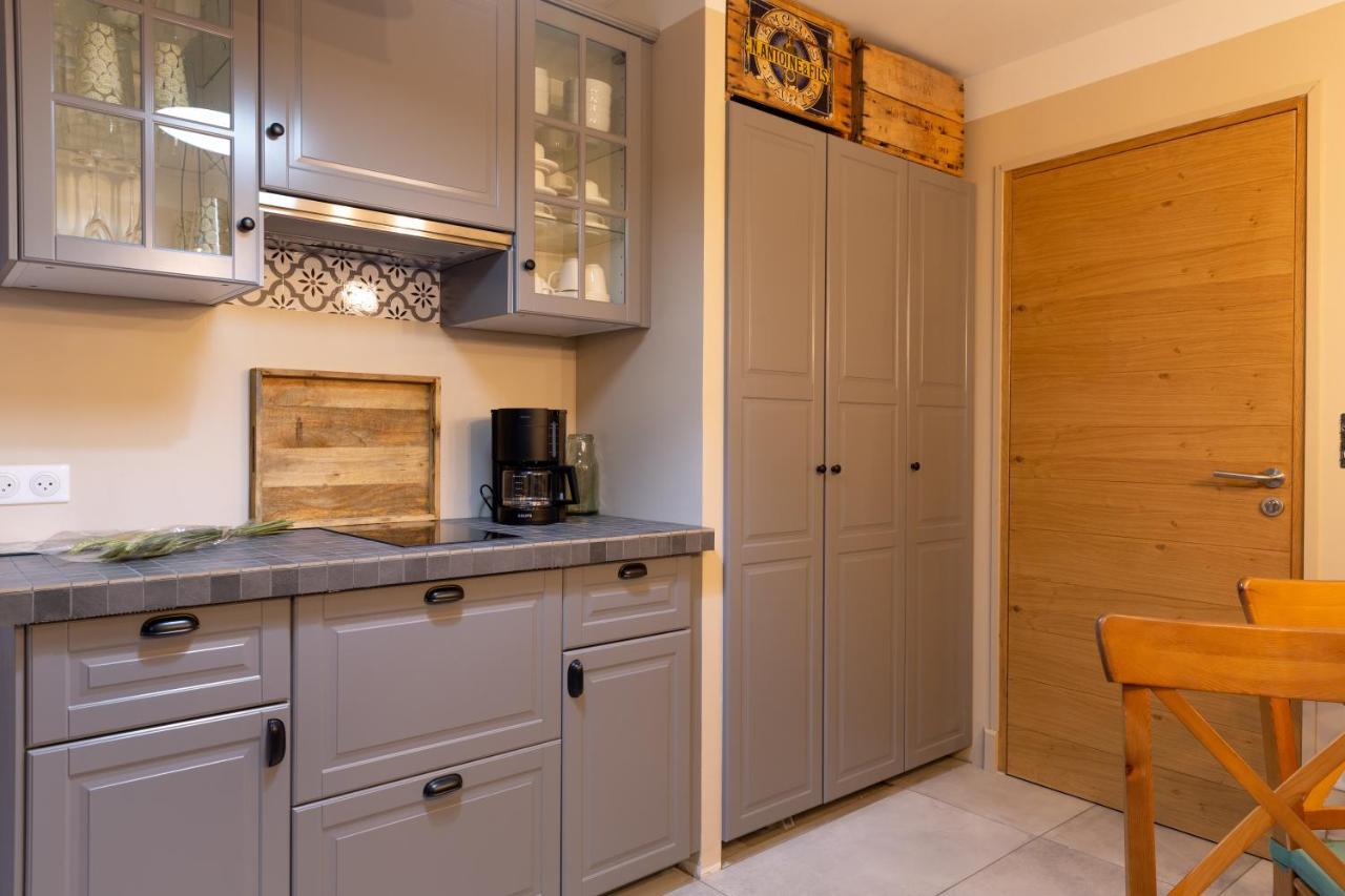 Les Dames-Jeannes Bed & Breakfast Chavot-Courcourt Bagian luar foto